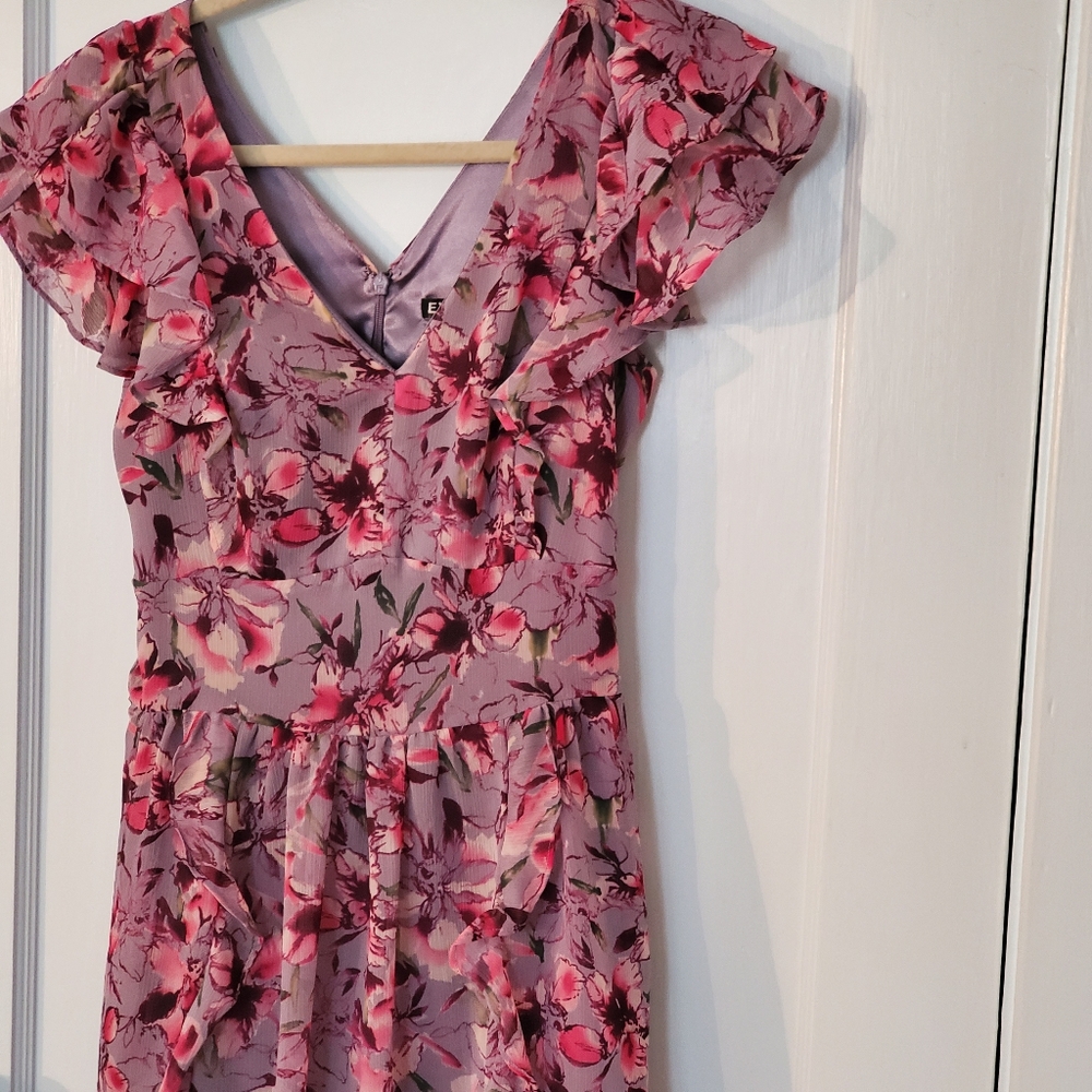 Express Floral Ruffled Dress - Picture 2 of 9